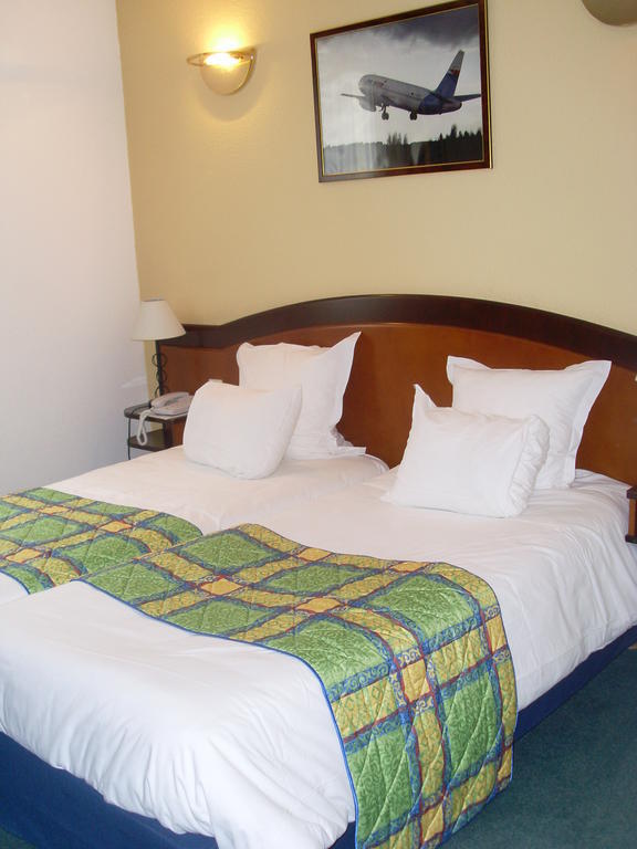 Hotel Air Plus Orly Room photo