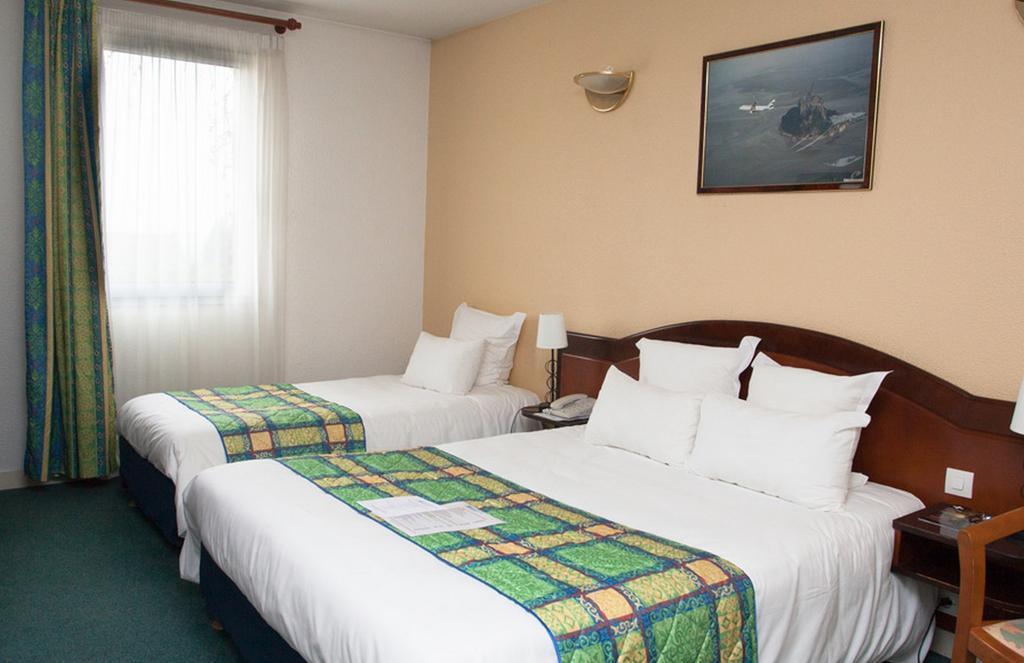 Hotel Air Plus Orly Room photo